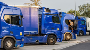 Lkw-Fahrer streiken an der Raststätte Gräfenhausen