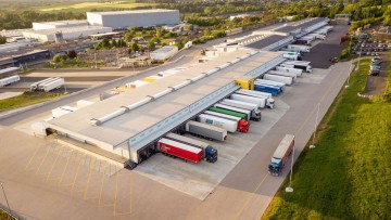 Cargo_Trans_Logistik_Halle_Lkw