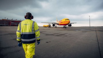 Luftfracht_DHL_Express