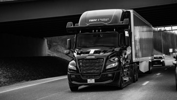 Freightliner_Truck_USA