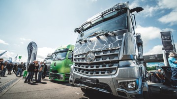 Mercedes Benz_Aufmacherbild_Adv.IAA_25.08.26