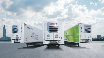 Drei Schmitz Cargobull Trailer für Kühltransporte