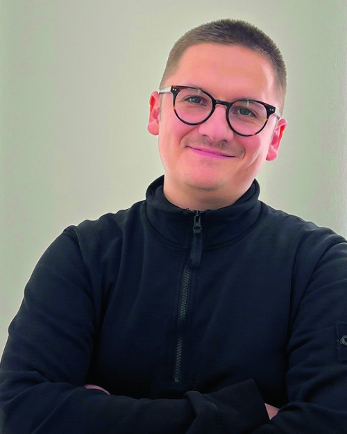 Julian Uehlecke, Referent beim Deutschen Gewerkschaftsbund