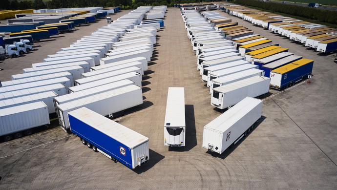 TIP Group Flotte Trailer Luftaufnahme