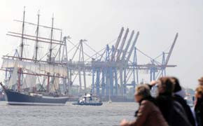 Hafen Hamburg feiert 820. Geburtstag Hafen Hamburg 820. Geburtstag
