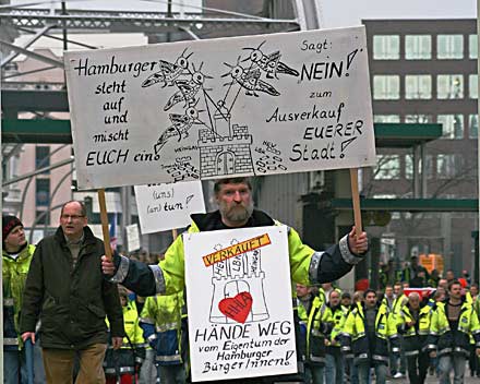 HHLA-Verkauf: Hamburg will keine „Heuschrecken" Protest