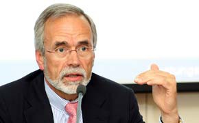 Hansa Treuhand-Gruppe: Welthandel zieht langsam wieder an Hermann Ebel