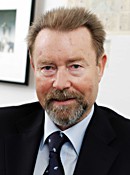 Schmitz Cargobull baut Marktführerschaft aus Hofmann