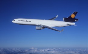 Lufthansa_cargo_flugzeug_290