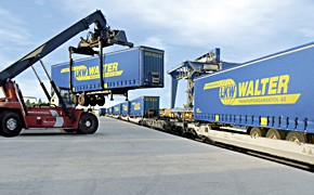 LKW Walter, Kombiverkehr, Auflieger, Kran