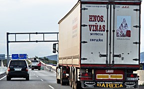 Spanische LKW-Fahrer blockieren Autobahnen LKW Spanien