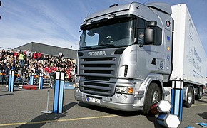 Scania Young European 290