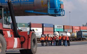 Tag der Logistik bei DB Schenker in Duisburg