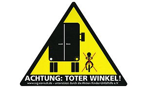 Aktion "Toter Winkel": Aufkleber gegen Unfälle