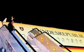 Kanzler_Flugzeug_290