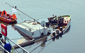 Kiesfrachter_Weser_290