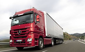 Großauftrag für Daimler actros_290