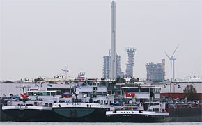 Binnenschiffe in Rotterdam