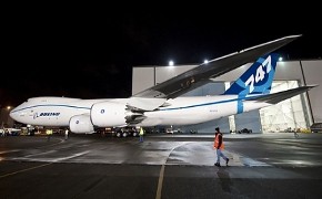 Boing 747-8-290