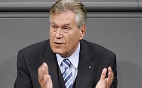 Bundesregierung muss Post-Mindestlohn in Brüssel verteidigen glos_290