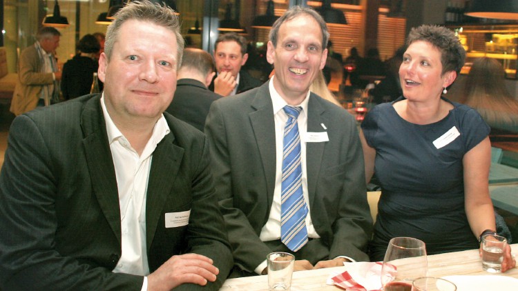 Warmlaufen für die Messe Beim Get-Together des Verlags Heinrich Vogel am Vorabend der Transport Logi ...