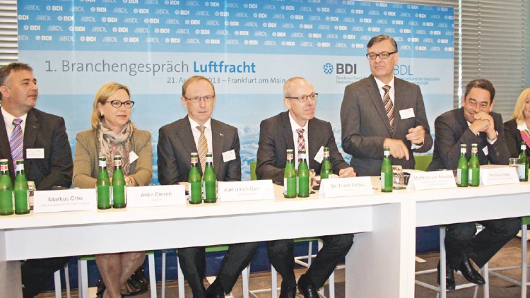 Luftfracht funkt SOS