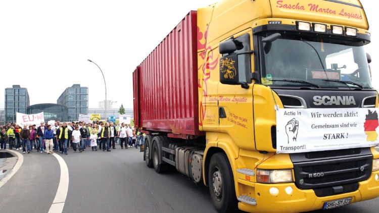 Fahrer demonstrieren in Berlin Fahrer demonstrieren in Berlin