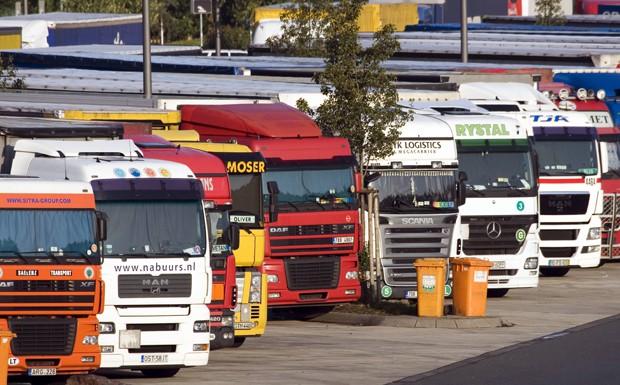 Lkw-Parkplatz an polnisch-ukrainischer Grenze eröffnet