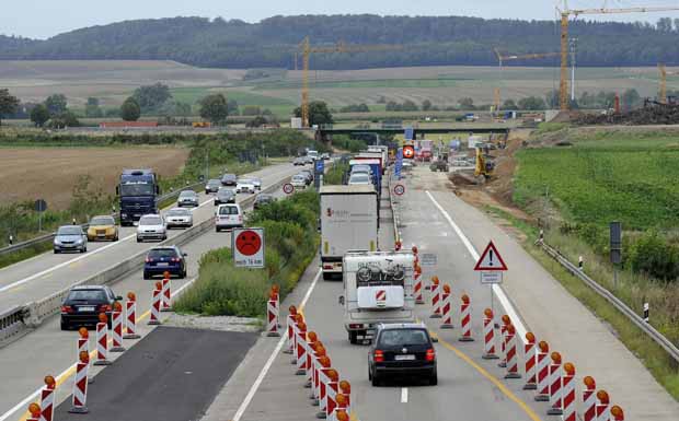 Lockerung des Sonntagsfahrverbots auf der A7 gefordert