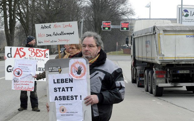 Anwohner, Deponie Ihlenberg, Ihlenberger Abfallentsorgungsgesellschaft mbH, Demo, Asbest, Transporte