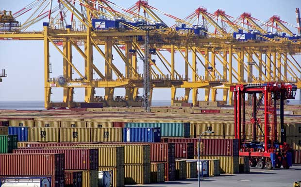 Containerumschlag in Bremerhaven unter Vorjahreswert