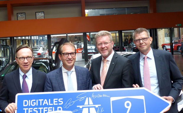 Dobrindt startet Digitales Testfeld Autobahn