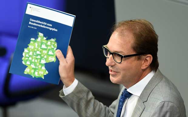 Podiumsdiskussion: Dobrindt spricht bei der IHK München