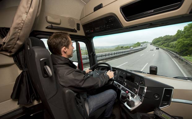 PPC: Vorausschauender Tempomat für den Actros