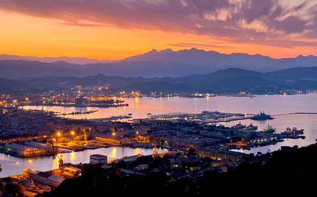 Schnellere Container-Abwicklung im Hafen La Spezia