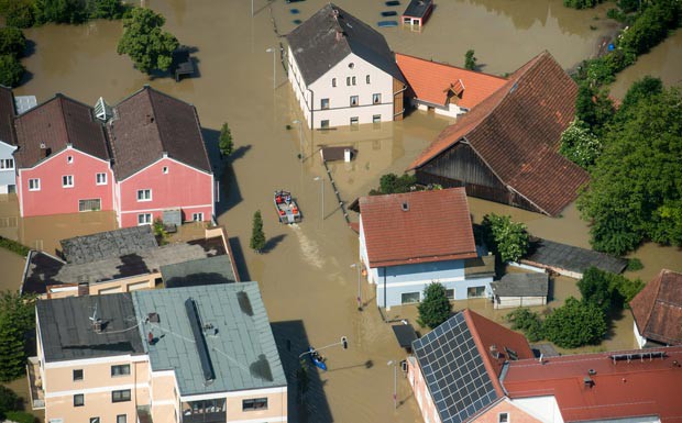 Sperrungen wegen Hochwasser