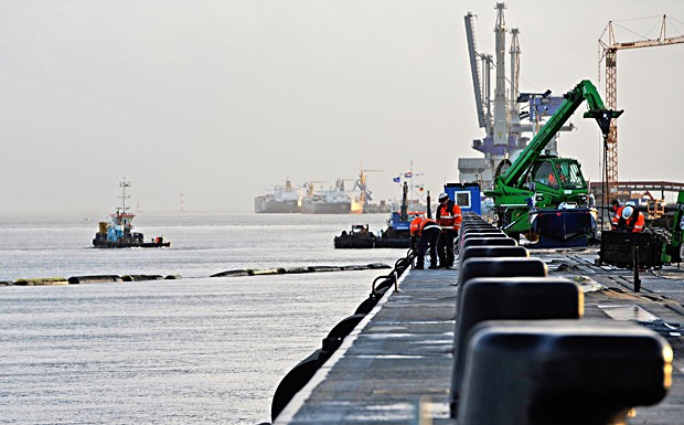 Schäden am Jade-Weser-Port: Kann er wirklich pünktlich öffnen?