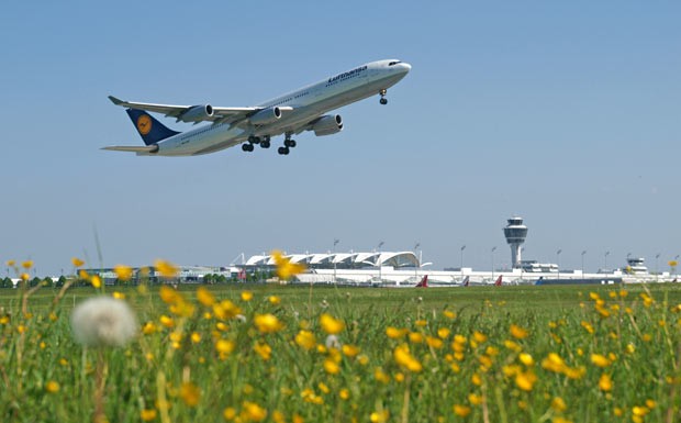 Lufthansa führt spritsparendes Startverfahren deutschlandweit ein