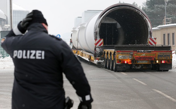 Begleitung von Schwertransporten: Privatunternehmen sollen Polizei ablösen