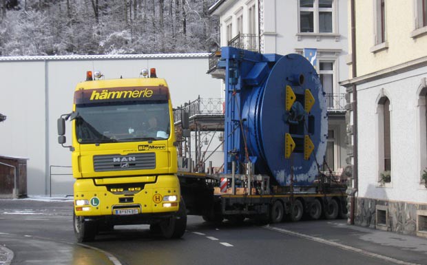 Privatunternehmen dürfen bald Schwertransporte begleiten