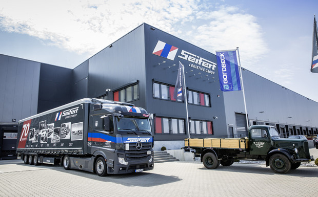 70 Jahre: Jubiläums-Mercedes für Seifert Logistics