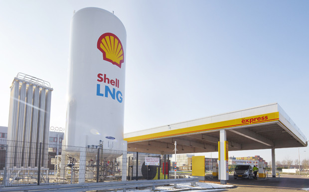 Shell eröffnet LNG-Tankstelle für Lkw in Rotterdam