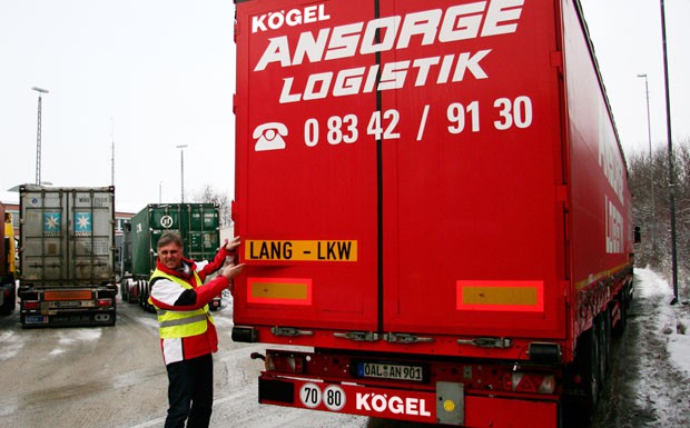 Die ersten Lang-LKW fahren im Kombinierten Verkehr