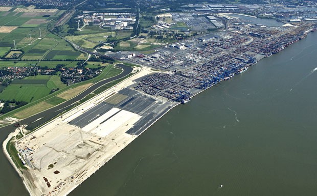 Bremen erhöht die Hafengebühren