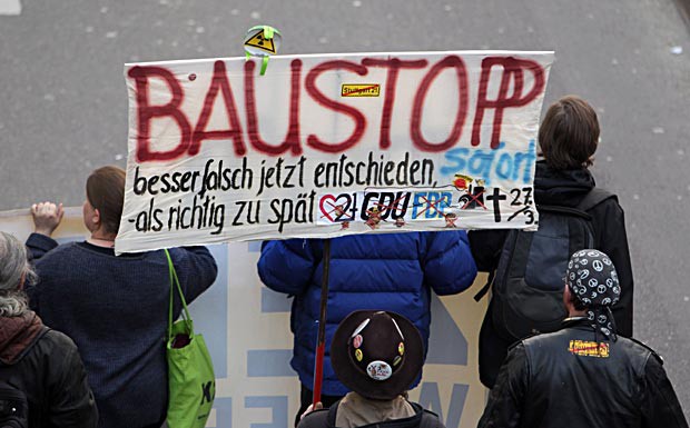 Grün-Rot lehnt Bahnvorschlag zu Stuttgart 21 zunächst ab