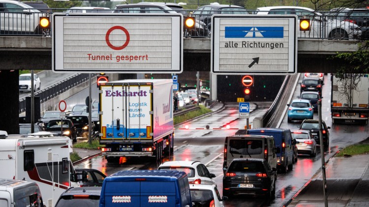Luise-Kiselbach-Tunnel gesperrt/ München