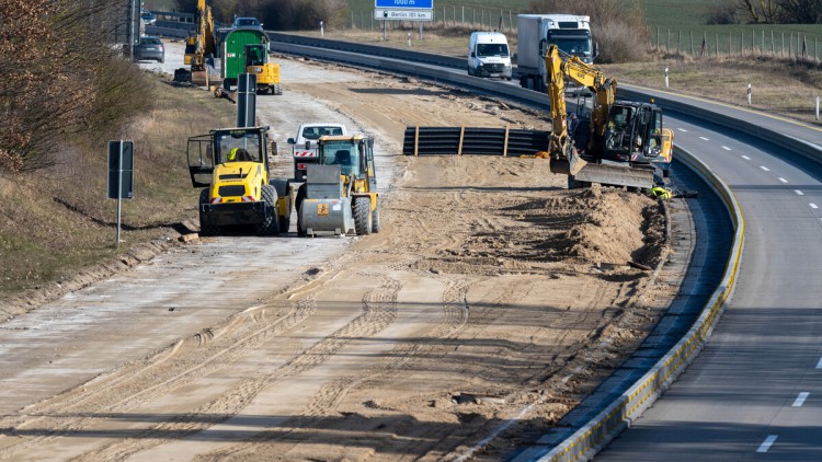 Blick auf die A20-Baustelle zwischen Neubrandenburg und Strasburg (Uckermark).