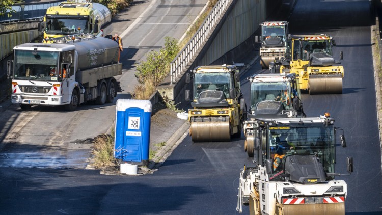 Sanierung der Autobahn A40