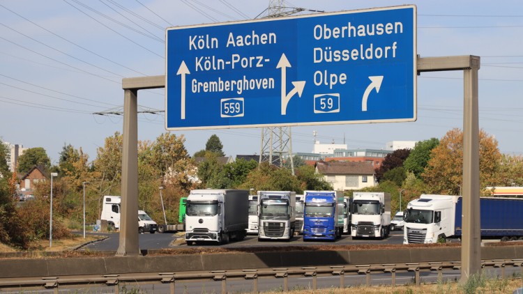Länder lockern Lkw-Fahrverbote wegen Niedrigwasser