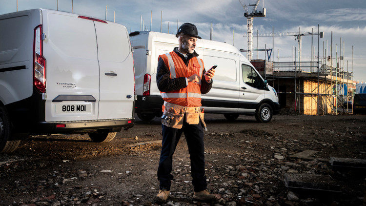 Serienmäßiges Internet für Ford-Transporter